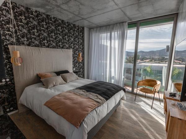 VILLA ALBA ROSULA : photo 3 de la chambre chambre deluxe