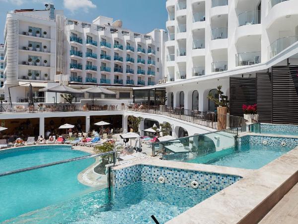 Lalila Blue Suites : photo 4 de la chambre suite avec piscine privée