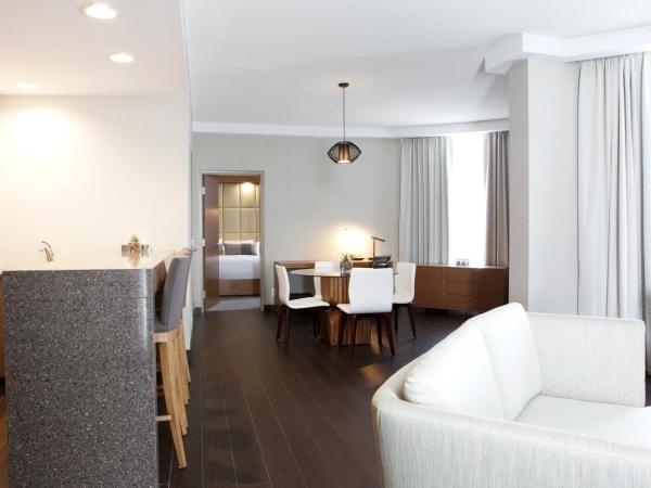 Grey Eagle Resort : photo 6 de la chambre suite présidentielle