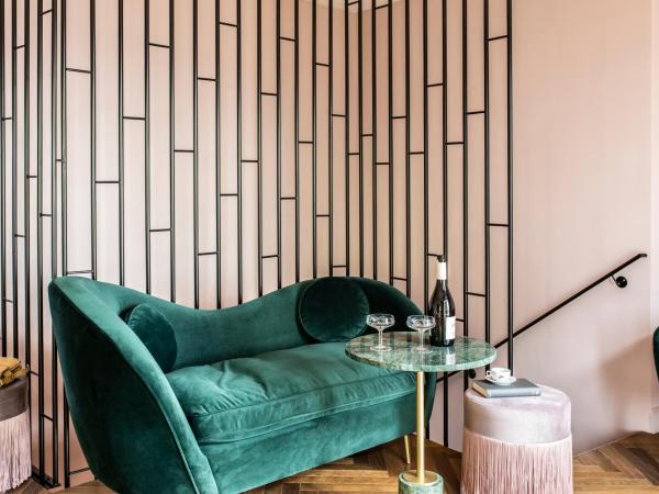 Hotel Josefine : photo 4 de la chambre suite mit 2 schlafzimmern – maisonette suite