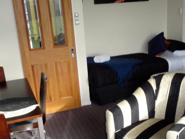 Aarburg Airport Motel : photo 5 de la chambre studio triple standard