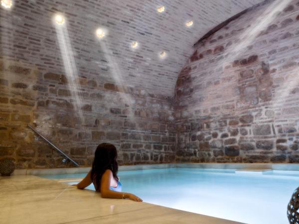 Hospedería Baños Arabes de Córdoba Dos : photo 1 de la chambre chambre double avec 2 heures d'accès gratuit au spa