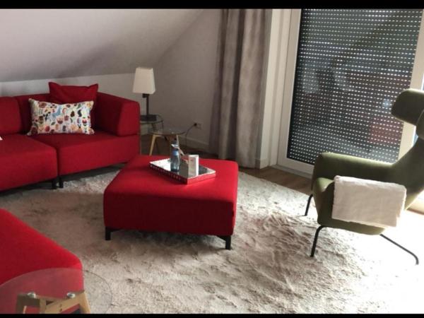 H23 Hotel Stuttgart : photo 1 de la chambre suite deluxe avec lit king-size