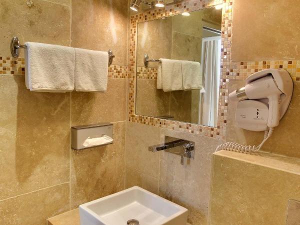 Hôtel de la Corniche : photo 2 de la chambre chambre double confort