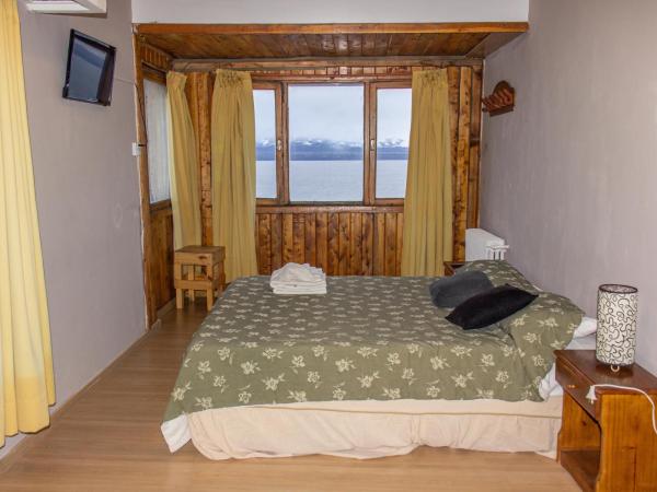 Tangoinn Hostel Downtown : photo 6 de la chambre chambre familiale - vue sur lac