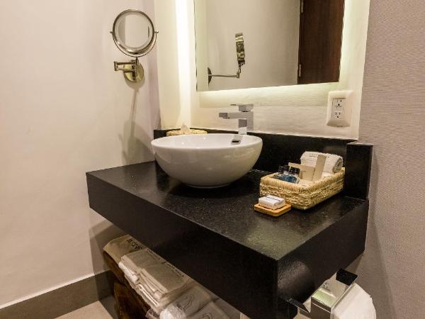 Casa Naila Hotel Boutique : photo 1 de la chambre chambre lit king-size - vue sur jardin