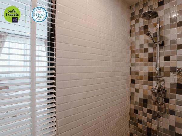 the echo hotel : photo 10 de la chambre hébergement lits jumeaux standard - vue sur ville