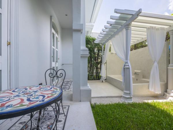 Little Nyonya Hotel : photo 9 de la chambre suite junior jardin terrasse