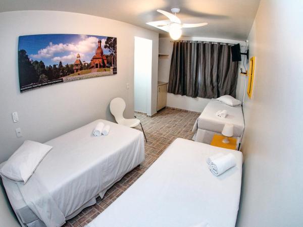 Esquina Batel - Hotel Econômico : photo 6 de la chambre chambre triple Économique