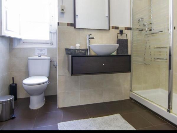 Kasa Katia Eco Guest House : photo 7 de la chambre chambre double avec salle de bains commune