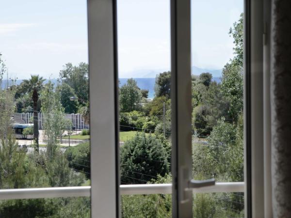 Minavra Hotel : photo 7 de la chambre chambre quadruple supérieure - vue sur mer