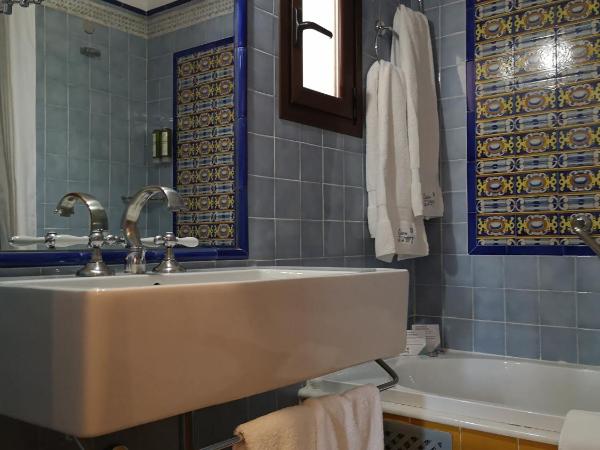 La Llave de la Judería Hotel Boutique : photo 8 de la chambre chambre lit queen-size