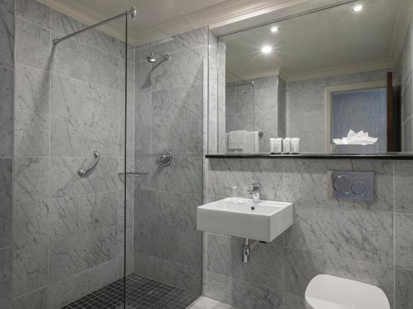 Eyre Square Hotel : photo 2 de la chambre chambre lit king-size supérieure