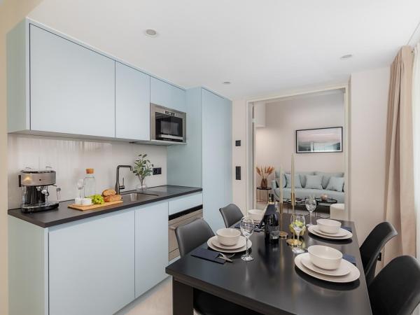 VISIONAPARTMENTS Basel Nauenstrasse - contactless check-in : photo 10 de la chambre appartement supérieur