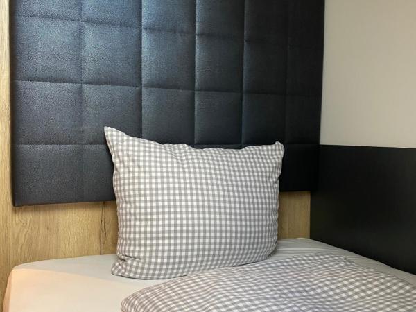 Munich Deluxe Hotel : photo 8 de la chambre chambre simple