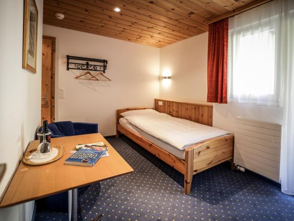 Hotel Garni Sonnenhalde : photo 8 de la chambre chambre simple