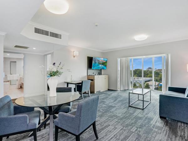 Cairns Sheridan Hotel : photo 3 de la chambre suite avec baignoire spa