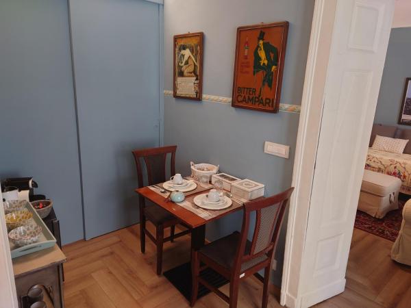 Ettore Manni B&B : photo 10 de la chambre chambre double avec lit d'appoint