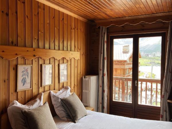 Hôtel L'Arbina : photo 3 de la chambre chambre double - vue sur village