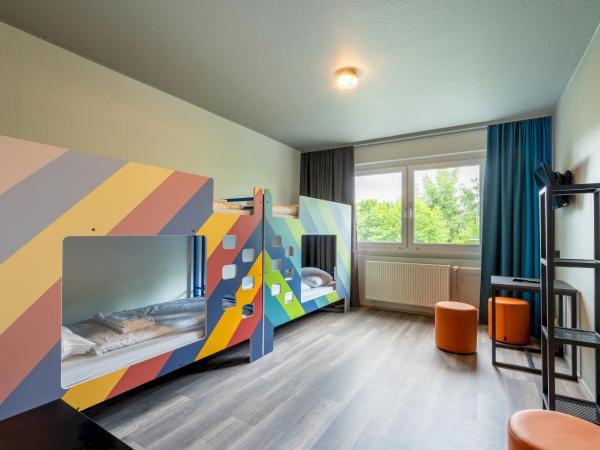 a&o Berlin Kolumbus : photo 1 de la chambre lit dans un dortoir de 4 lits