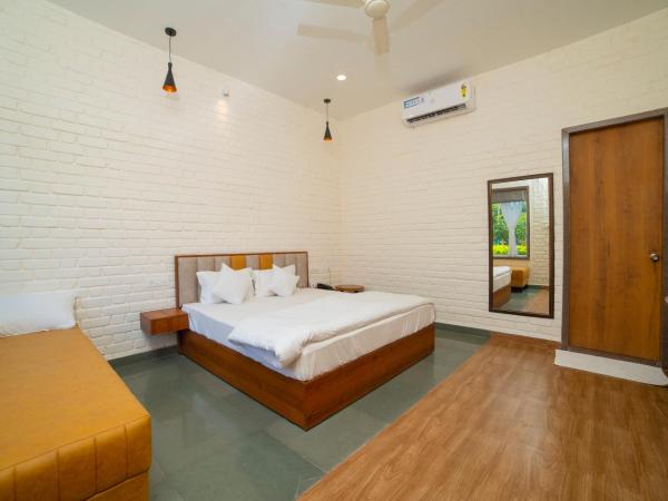 Abha Farms and Resort : photo 5 de la chambre chambre double - vue sur jardin