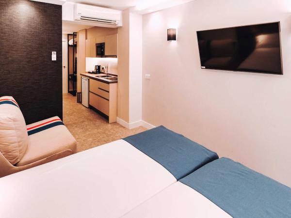 GBH Hotel-Apartamentos Posidonia : photo 8 de la chambre studio lits jumeaux