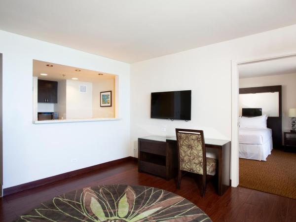 Park Shore Waikiki : photo 5 de la chambre suite
