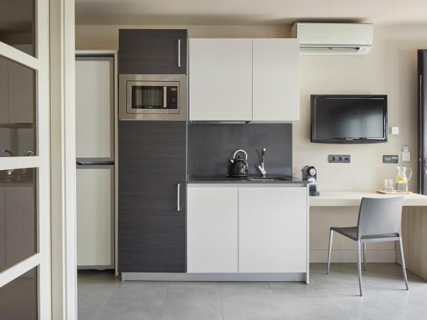 Irenaz Resort Apartamentos : photo 4 de la chambre studio