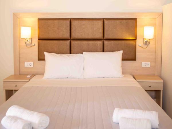 LAGUNA HOLIDAY RESORT : photo 4 de la chambre chambre double - vue sur jardin