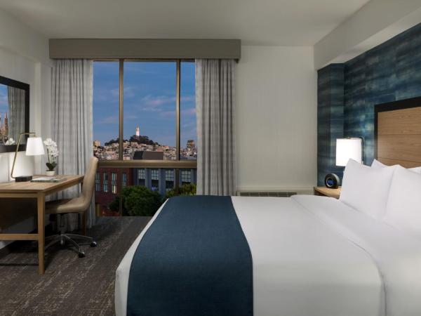 Hotel Caza Fisherman's Wharf : photo 1 de la chambre chambre lit king-size - vue sur ville