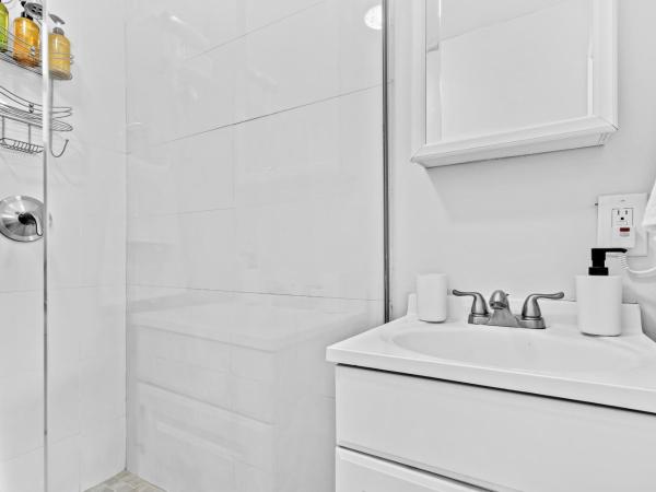 The Blue House Fort Lauderdale Airport/Cruise : photo 9 de la chambre studio lit queen-size