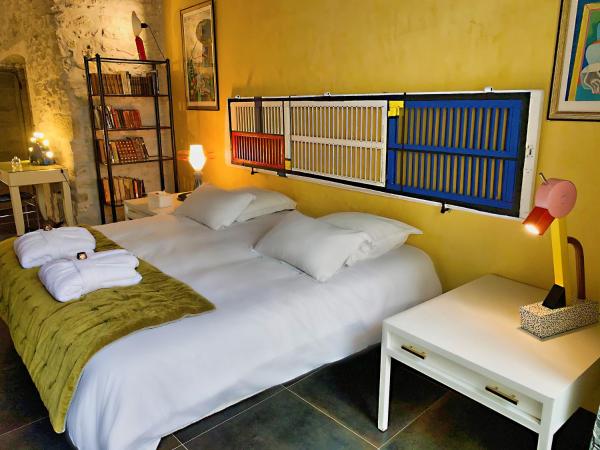 Artishow : photo 9 de la chambre chambre double deluxe (2 adultes + 1 enfant)