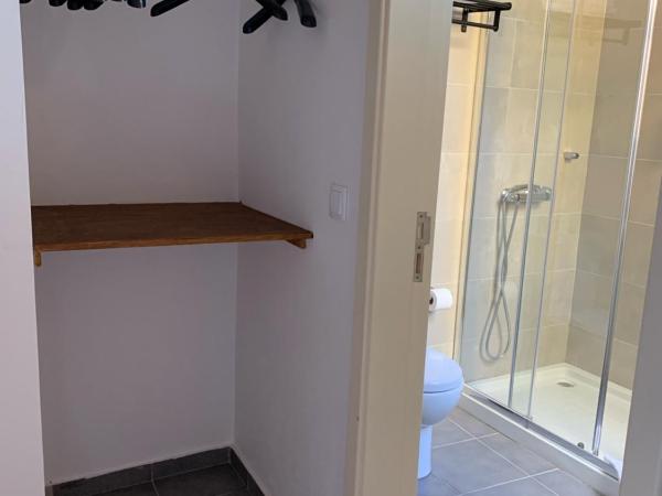 QuimPecável : photo 3 de la chambre chambre double avec salle de bains privative