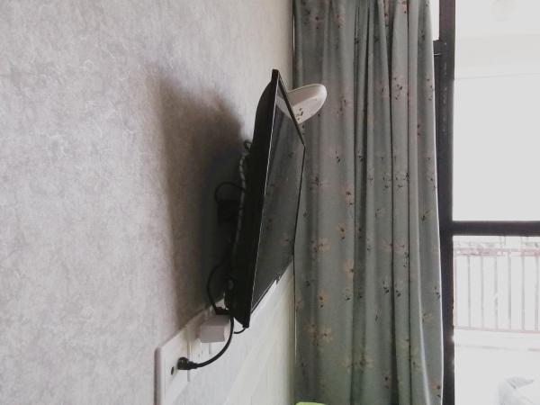 Hangzhou Citynest Music B&B 杭州栖息地音乐桌游民宿 : photo 5 de la chambre chambre double deluxe avec balcon