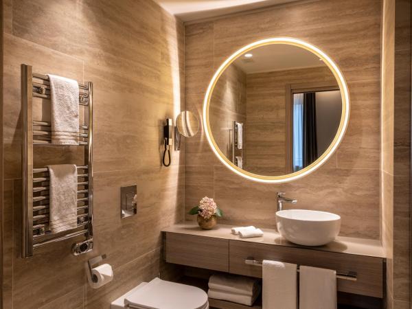 Rosa Grand Milano - Starhotels Collezione : photo 5 de la chambre grand appartement 2 chambres duomo