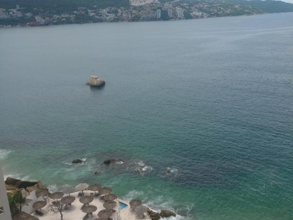 SUITE EN TORRES GEMELAS a pie de playa 611 : photo 9 de la chambre appartement - vue sur mer