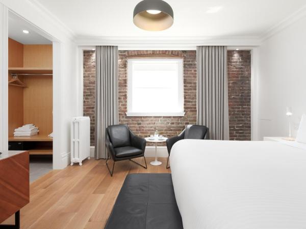 Victorian Hotel : photo 1 de la chambre chambre lit king-size héritage (salle de bains privative)