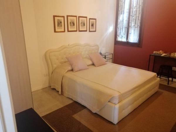 Residence Castello Venezia : photo 9 de la chambre chambre lit king-size standard