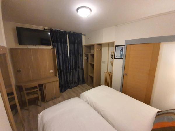 HOTEL SAVOY : photo 1 de la chambre chambre lits jumeaux supérieure