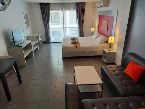 Garden Guest House : photo 1 de la chambre chambre deluxe avec balcon