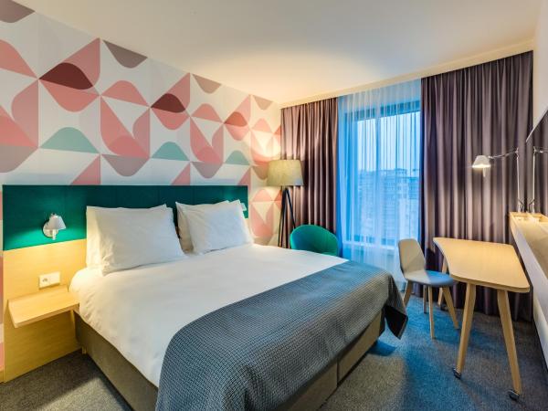 Holiday Inn - Warsaw City Centre, an IHG Hotel : photo 3 de la chambre chambre king standard avec vue sur ville