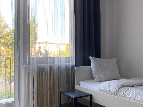 Pokoje Rezydencja Parysa : photo 6 de la chambre chambre triple basique avec salle de bains commune