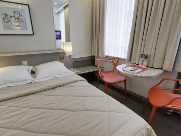 Hotel Glenmore : photo 1 de la chambre chambre simple avec baignoire