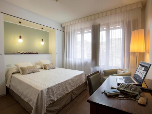 Hotel Alma Domus : photo 8 de la chambre chambre double ou lits jumeaux supérieure avec vue sur ville