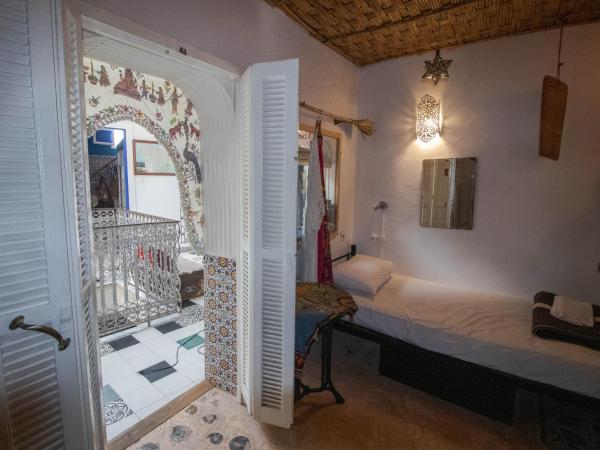 Bayt Alice Hostel : photo 3 de la chambre lit simple dans dortoir mixte