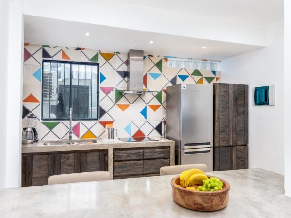 Cuale : photo 3 de la chambre appartement avec balcon