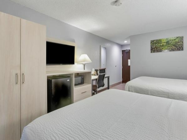 Days Inn by Wyndham Savannah Gateway I-95 : photo 2 de la chambre chambre 2 lits queen-size - non-fumeurs