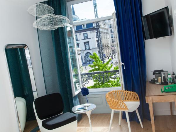 The Originals Boutique, Hôtel Le Lion, Clermont-Ferrand : photo 8 de la chambre chambre double ou lits jumeaux supérieure
