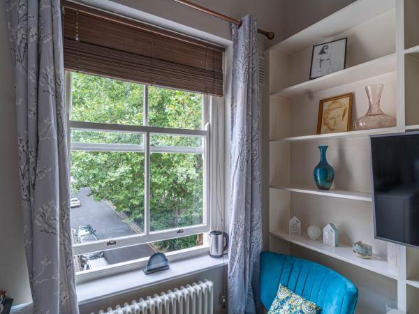 House close to kings cross : photo 4 de la chambre chambre double standard avec salle de bains privative