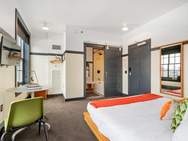 The Maverick by Kasa : photo 8 de la chambre standard king room (self check-in with virtual front desk)